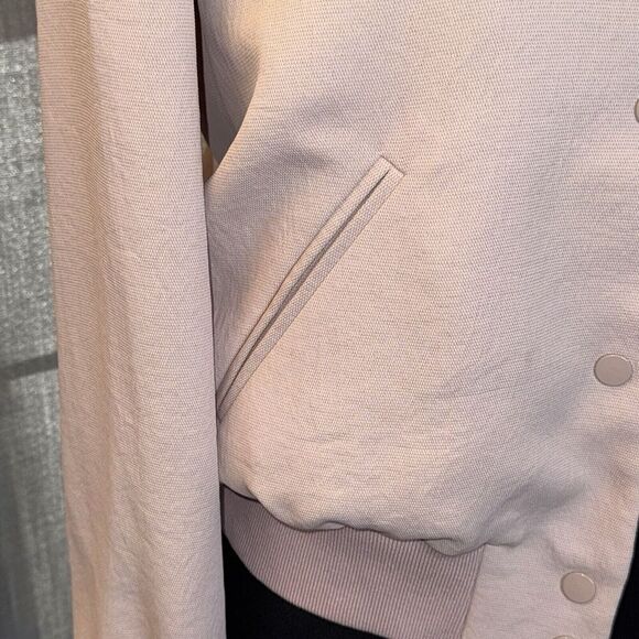 ARITZIA Wilfred Women’s XS Poussin Snap Bomber Jacket Embroidered Birds Blush - Picture 3 of 12